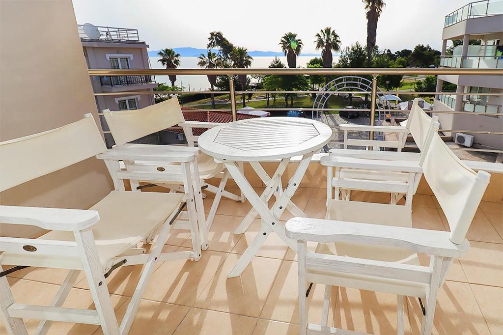 Hanioti Grandotel Hotel Buitenkant foto