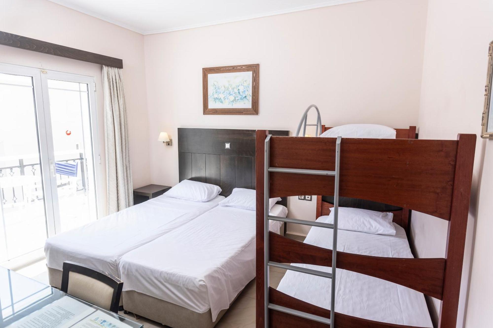 Hanioti Grandotel Hotel Buitenkant foto