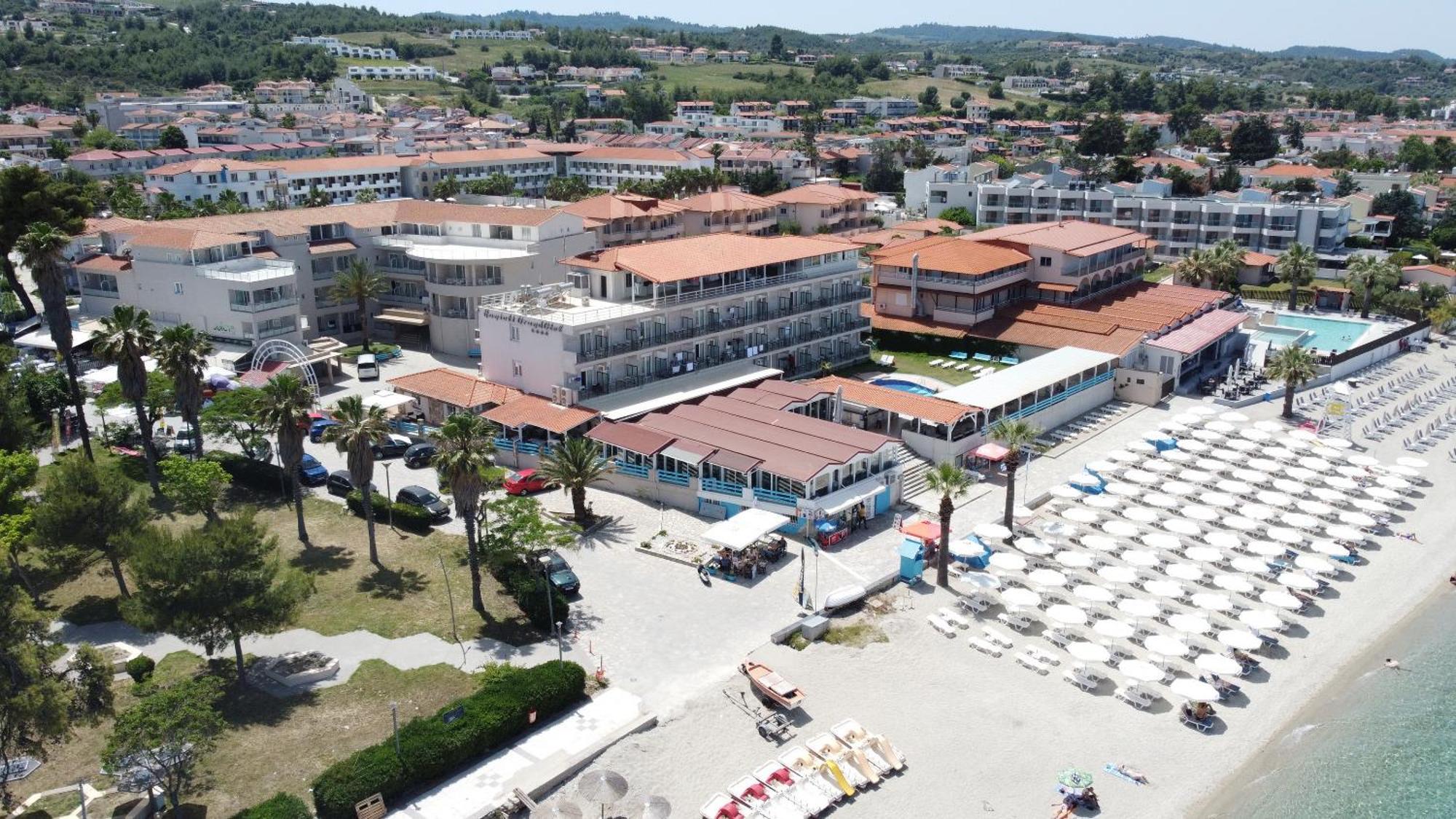 Hanioti Grandotel Hotel Buitenkant foto
