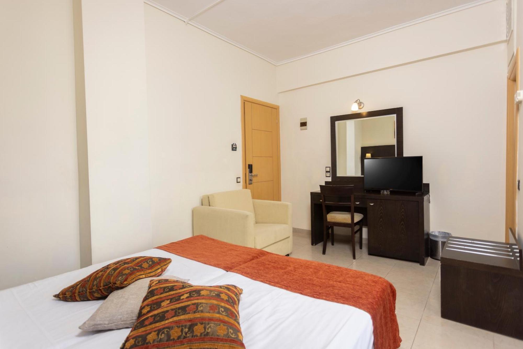 Hanioti Grandotel Hotel Buitenkant foto