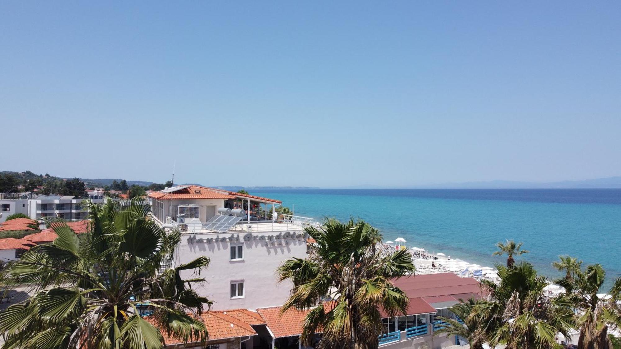 Hanioti Grandotel Hotel Buitenkant foto