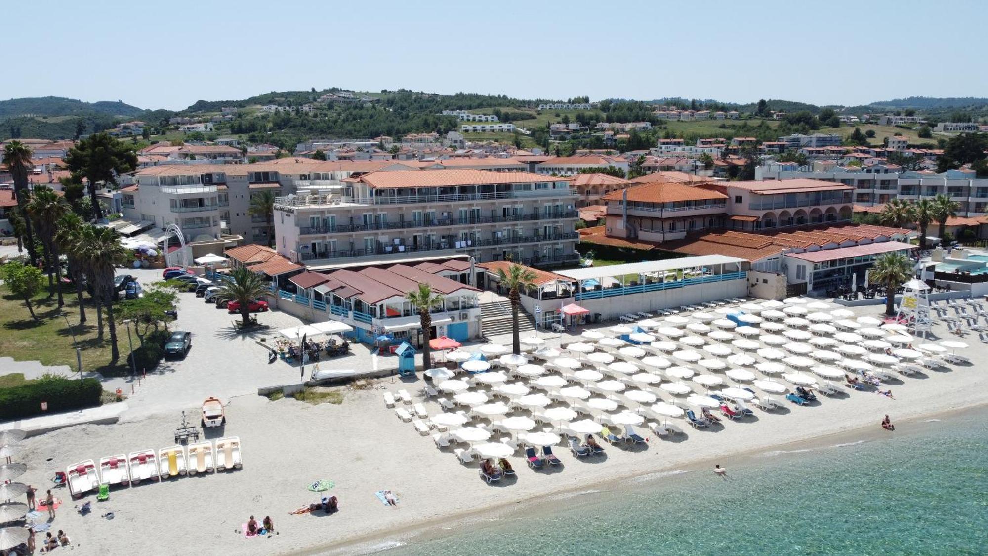 Hanioti Grandotel Hotel Buitenkant foto