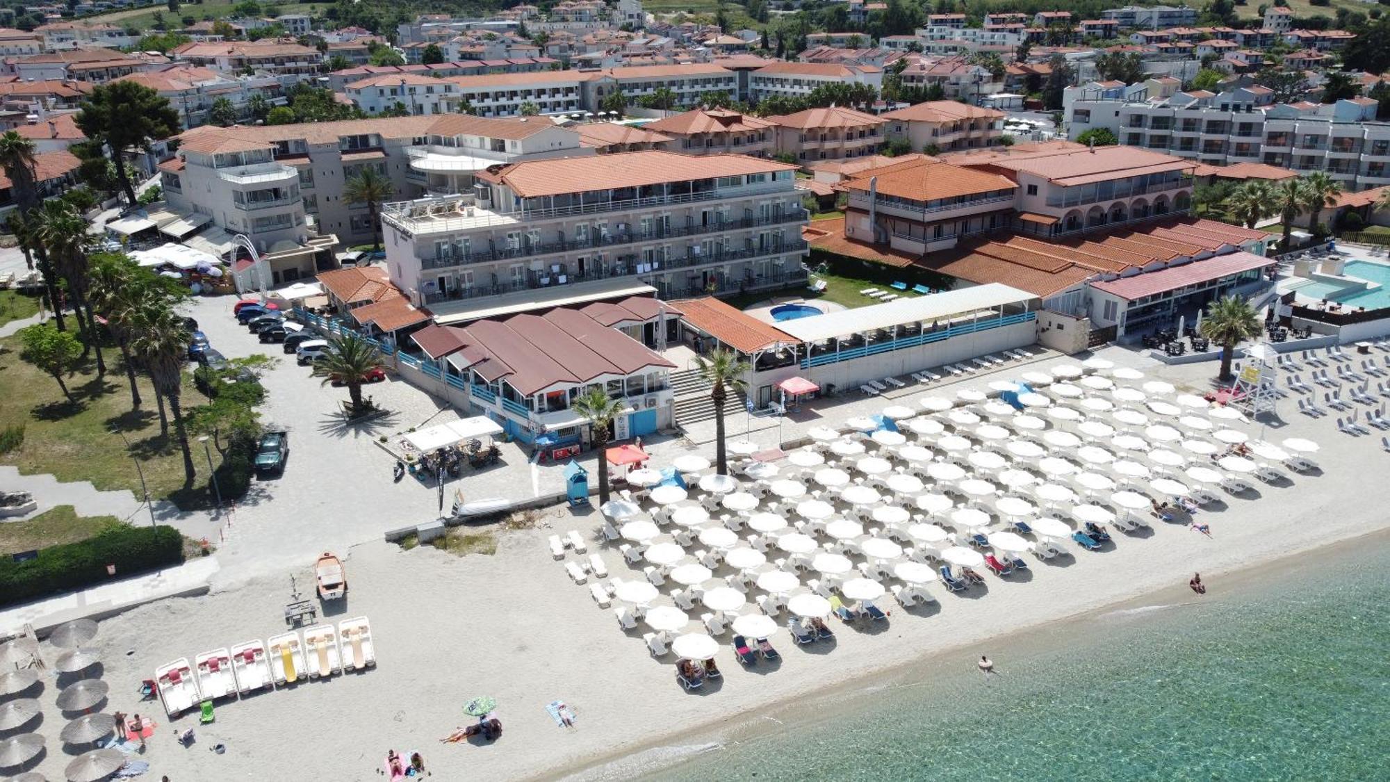 Hanioti Grandotel Hotel Buitenkant foto